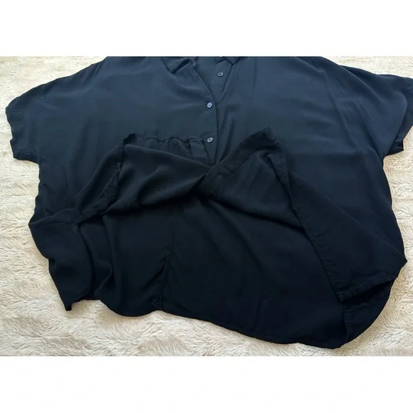 Vine & Love Black Button Up Dolman Short Sleeve Maternity Top - Picture 12 of 17